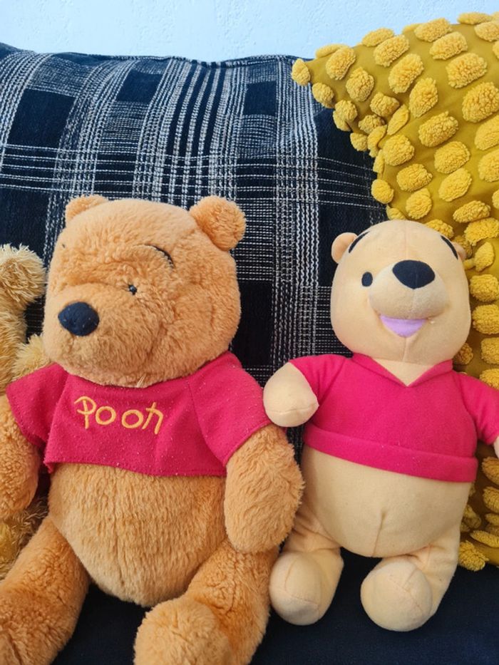 3 peluches winnie l'ourson 27 cm de haut - disney - photo numéro 3