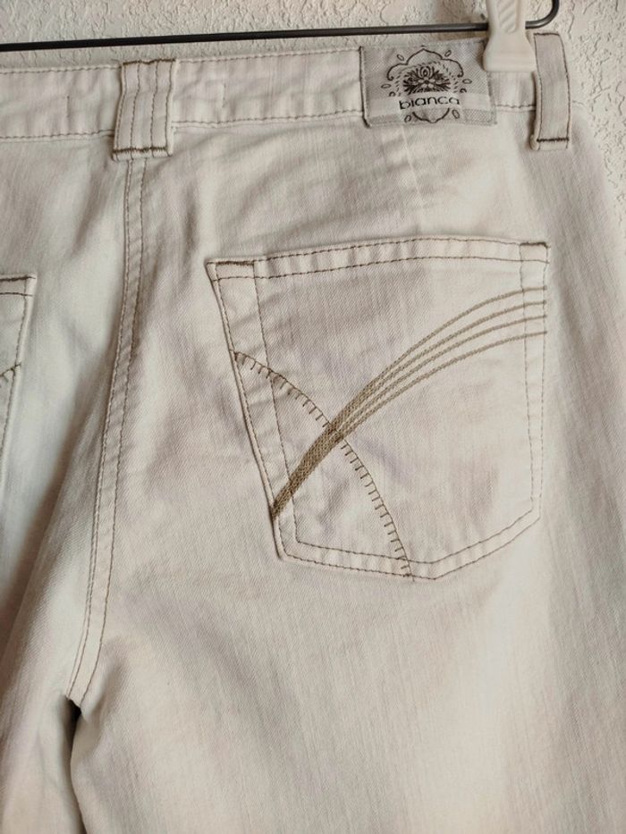 Pantacourt en jean blanc Bianca 42 XL boutons en bas - photo numéro 5