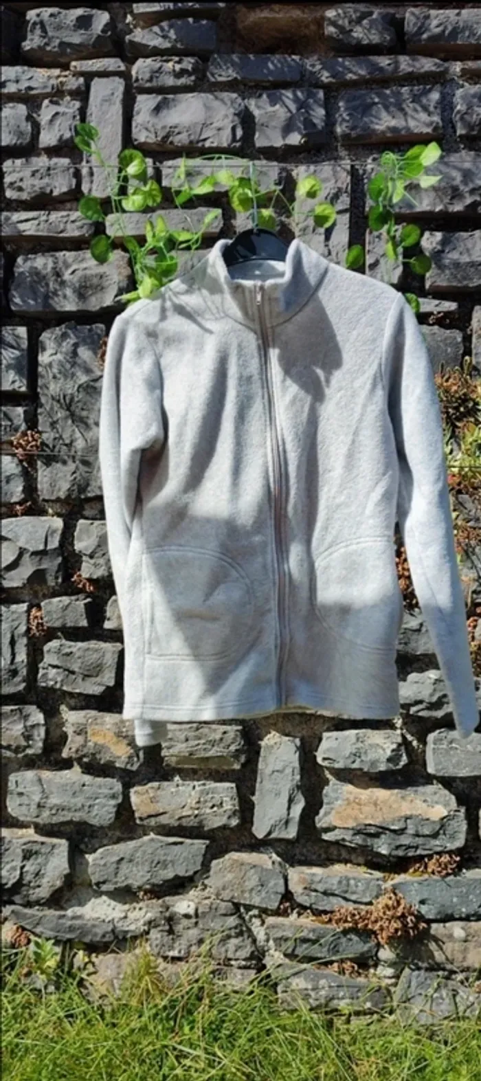 Polaire couleur gris clair taille XS - 34/36 - photo numéro 6