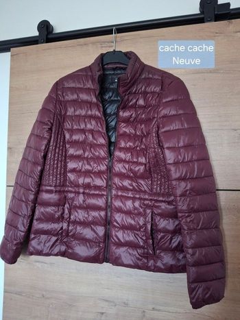 Doudoune prune femme Cache Cache Taille 4 convient S/M - Neuve