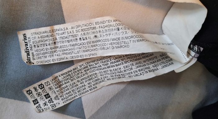 Jupe noire - photo numéro 4