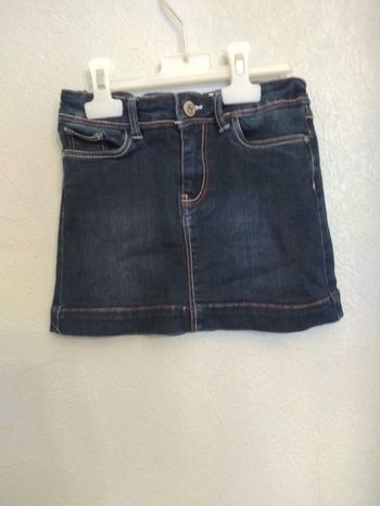 Jupe en jean Okaïdi (5 ans)