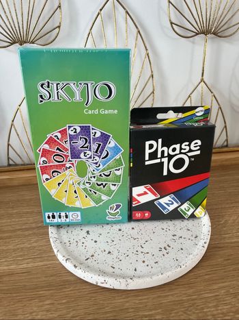 Skyjo et phase 10 neuf