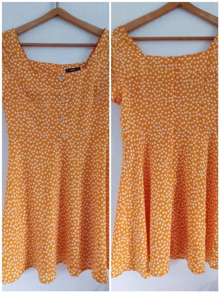 Jolie robe fraîche et lumineuse taille M