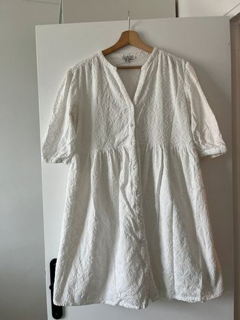 Robe blanche brodée blanc de maternité grossesse allaitement Envie de fraise 42