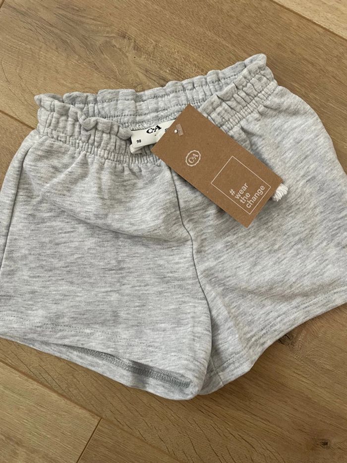Short gris sport 3 ans C&A