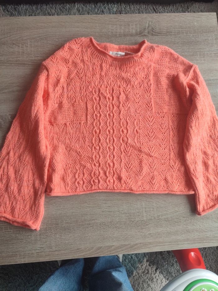 Pull en maille tricot crochet torsadé