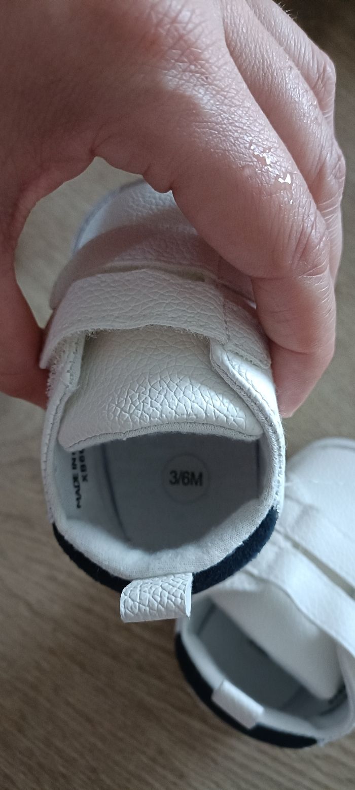 Chaussures bébé 3-6 mois - photo numéro 2