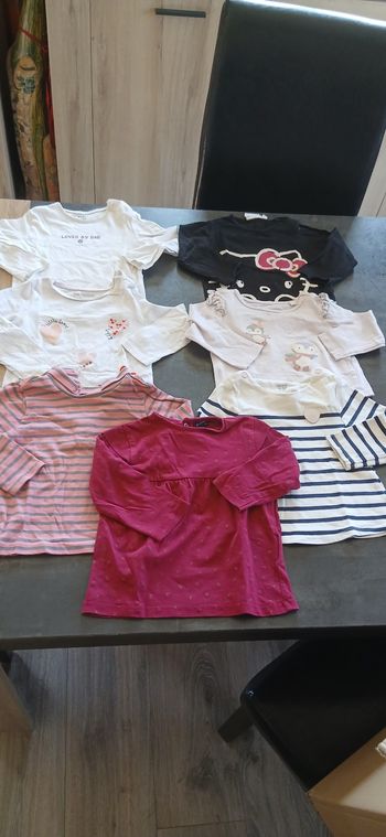 Lot t-shirts ML fille 18 mois