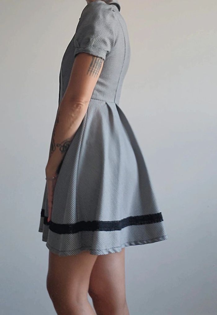 Robe manches courtes - photo numéro 2