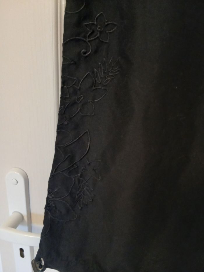 Pantacourt Blanche Porte T44 - photo numéro 2