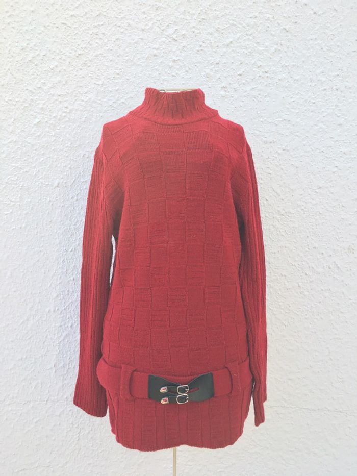 Pull rouge
