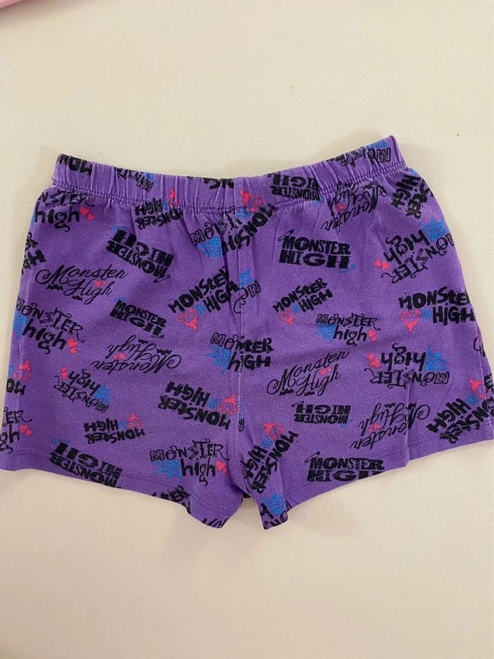 Lot 3 shorts et 2 débardeurs Taille 8 ans - photo numéro 7