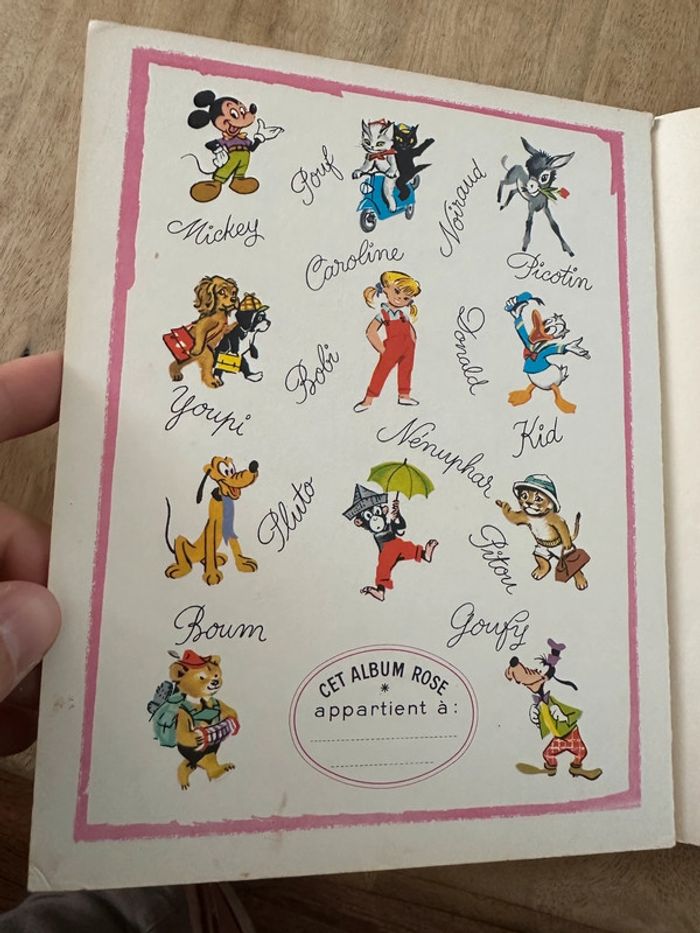 Livre ancien cartonné Les albums roses Hachette Youpi à l’école cocker Pierre Probst Caroline - photo numéro 4