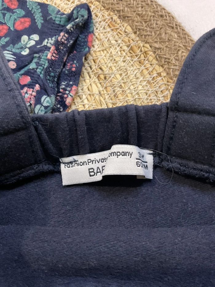 Ensemble fille haut manche longue et salopette fleuri - photo numéro 4