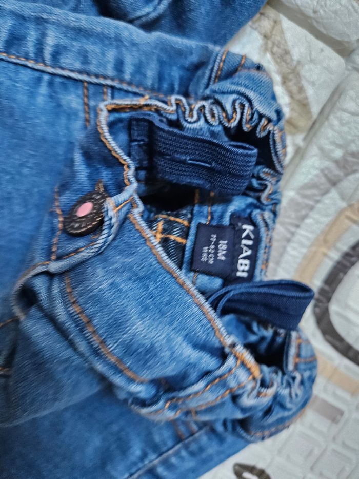 2 jeans 18 mois - photo numéro 2