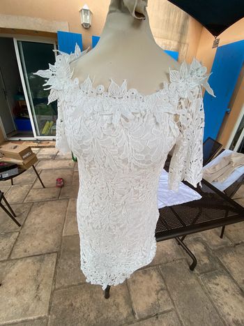 Superbe robe stretch en dentelle May shining star M/ L
