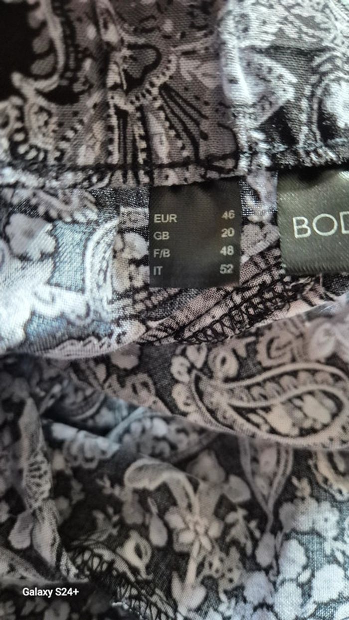 Pantalon jambe large - photo numéro 3