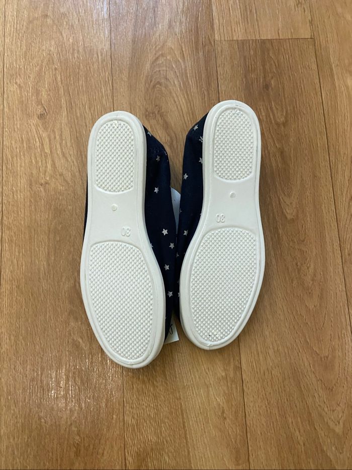 Chaussons de gym marine T.30 - photo numéro 3