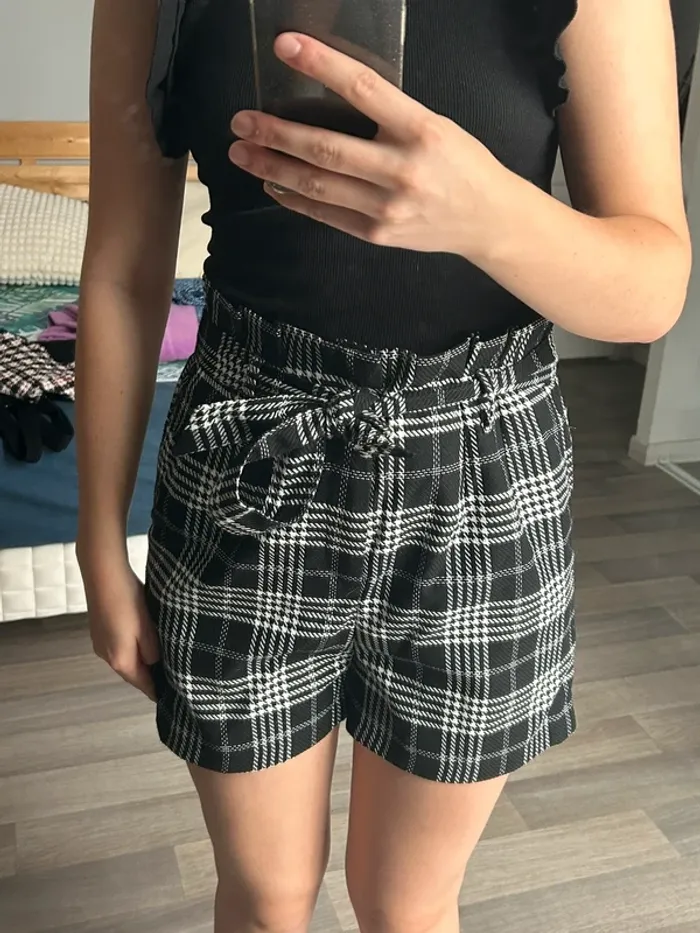 Short hiver taille haute - photo numéro 2