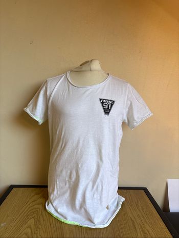T-shirt garçon taille 152