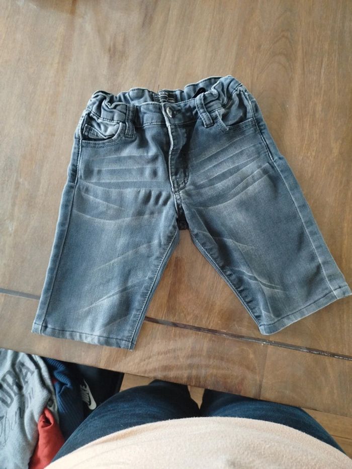 Short jeans