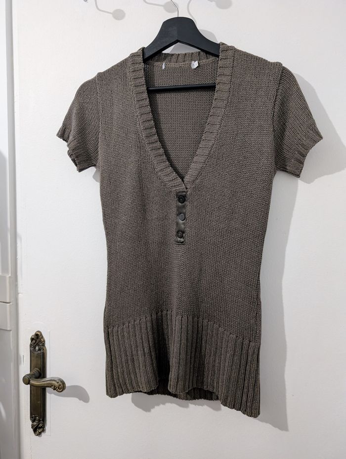 Pull marron manches courtes col v avec boutons femme cache cache S/36 très bon état