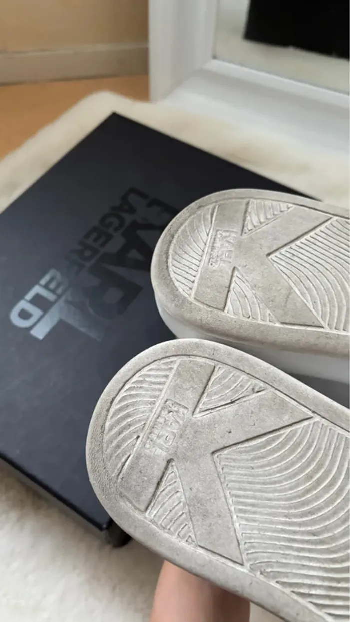 Baskets blanches et argentées à lacets - logo - Karl Lagerfeld - photo numéro 12