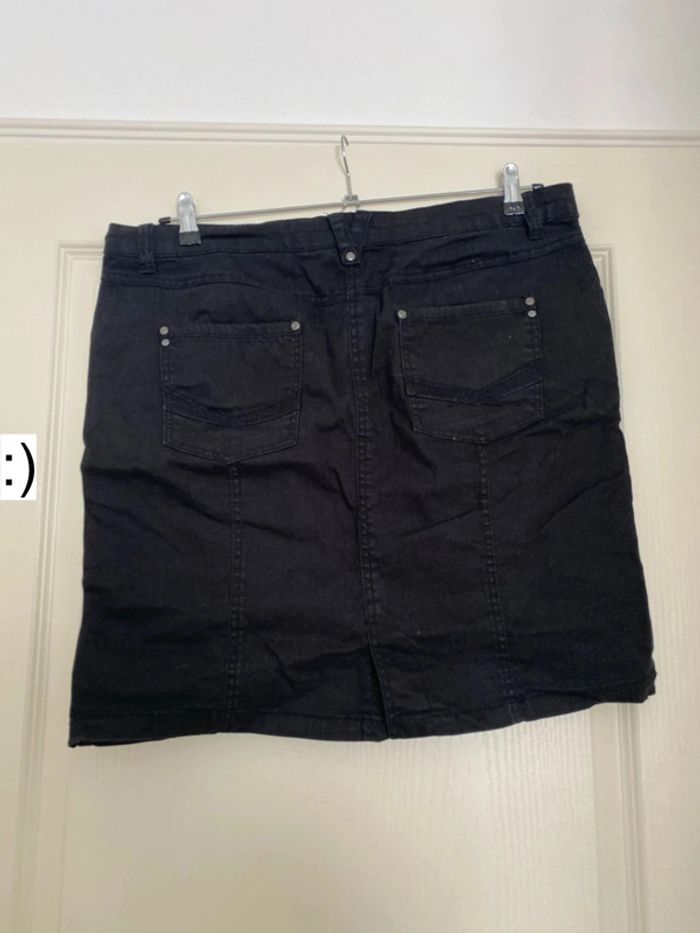 M&S jupe courte noire 46 - photo numéro 4