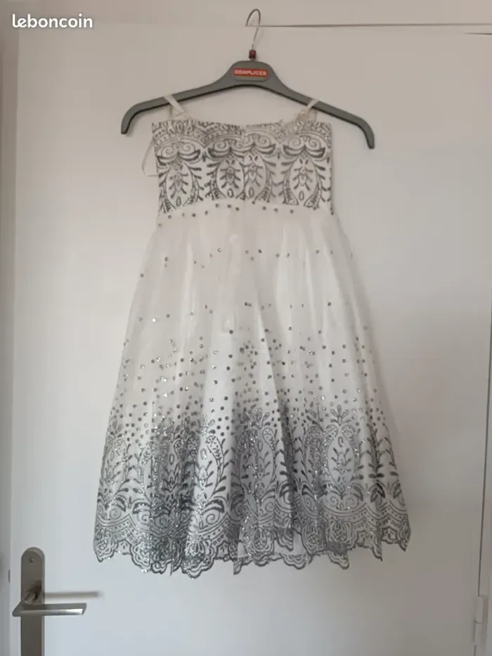 Vends Robe de Cérémonie Fille 12 ans