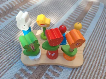 Pré printanier- jeux en bois