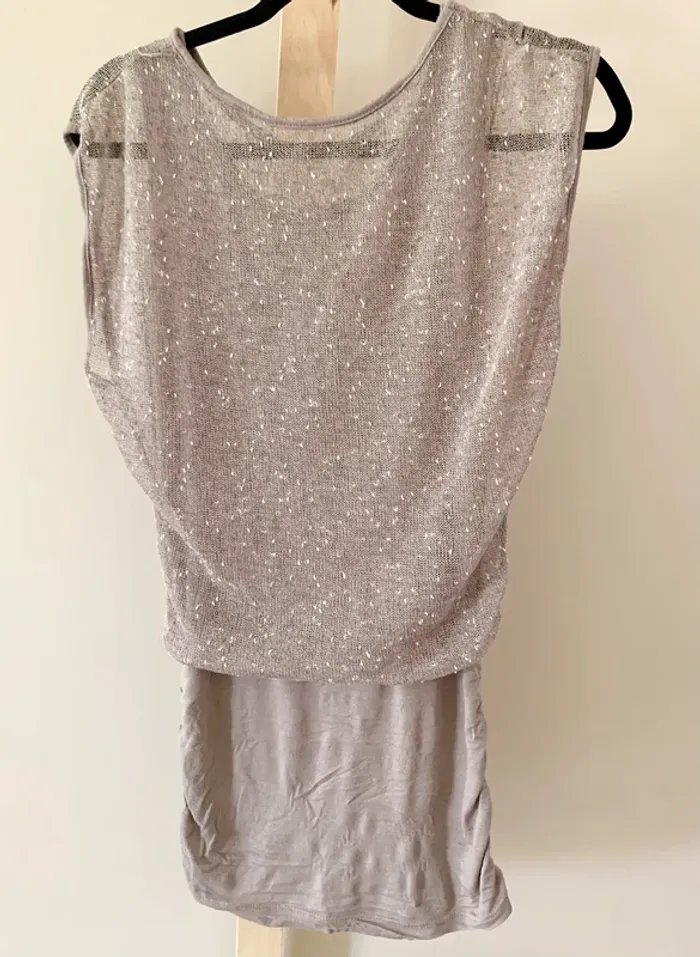 Haut long taupe Camaïeu effet 2-en-1 – Taille 38