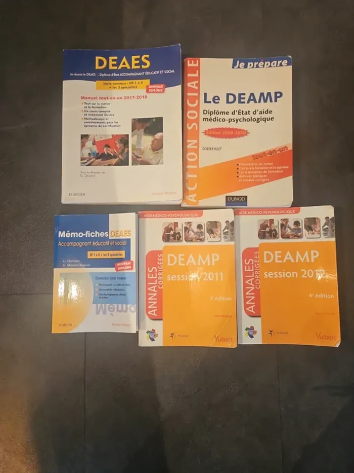 Lot de 5 livres AMP/AES