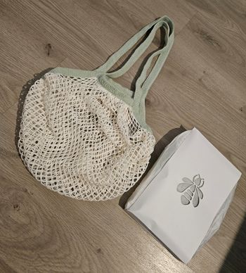 Sac en filet Guerlain