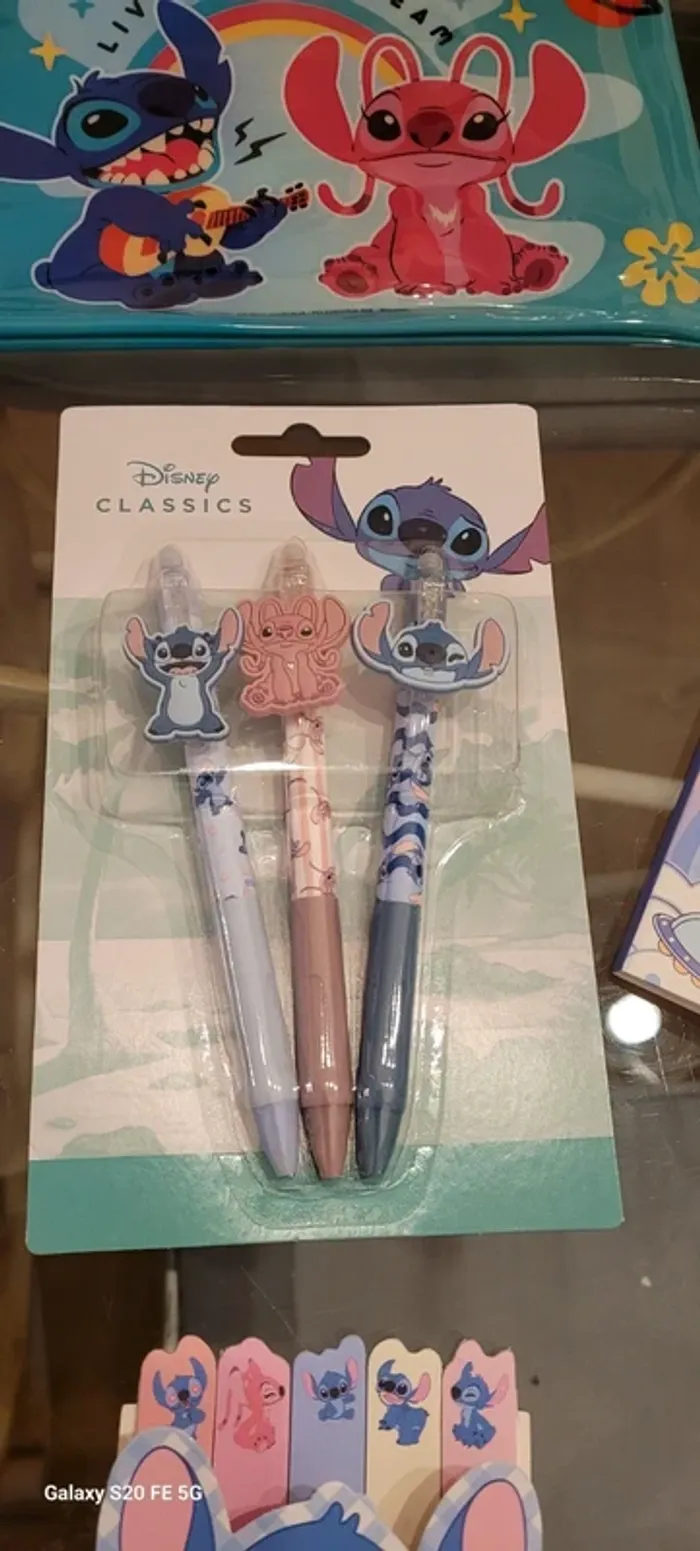 Lot petits articles papeterie Stitch Disney - photo numéro 2