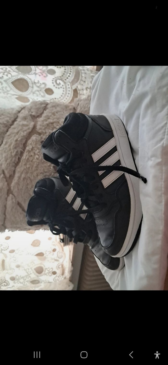 Chaussure montante Adidas taille 37 - photo numéro 2