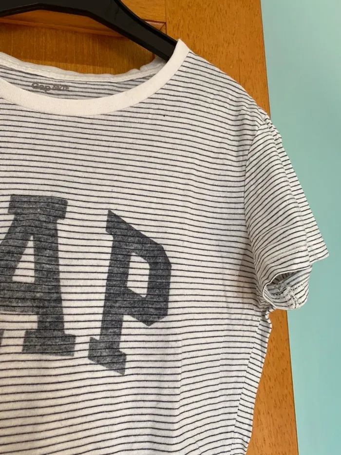 t-shirt manches courtes gap taille Xs - photo numéro 3