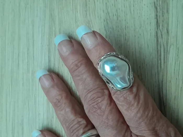 Bague avec grande perle blanche,  réglable,  style Bohème