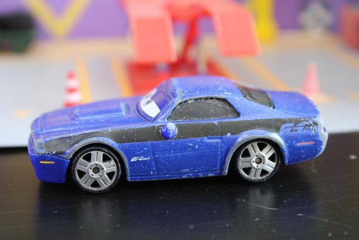 Disney Pixar cars Rod Redline - photo numéro 2
