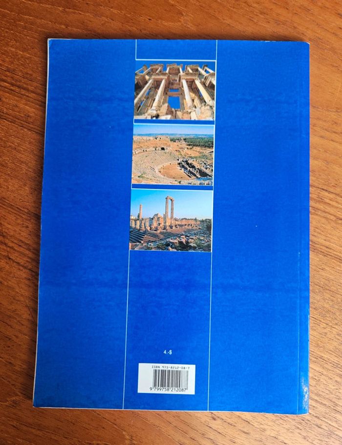 "Ephèse".
64 pages.
ISBN : 975.8212.08.7.
En l'état - photo numéro 2