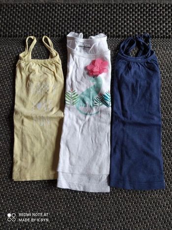 Lot débardeurs 3 ans