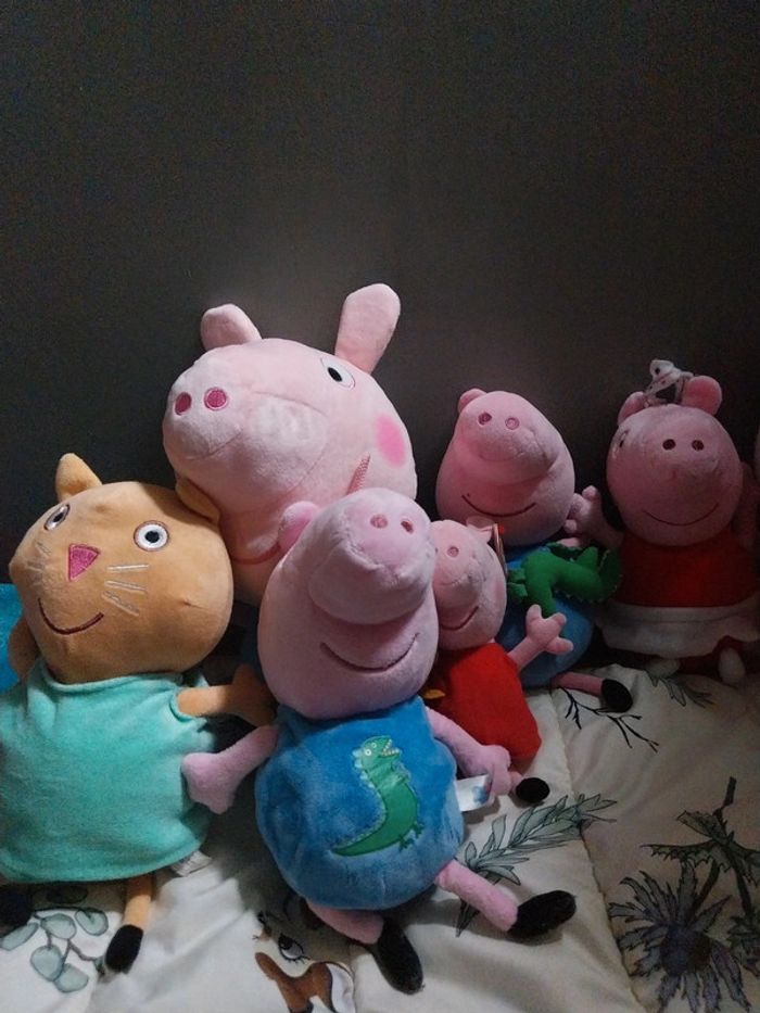 Lots de peluches Peppa Pig - photo numéro 2