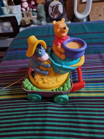 Ancien jouet à traîner Winnie l'ourson