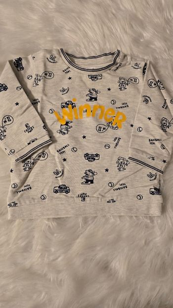 Neuf (non porté) 😍🥰💙 sweat mi saison 18 mois garçon 💙🥰😍