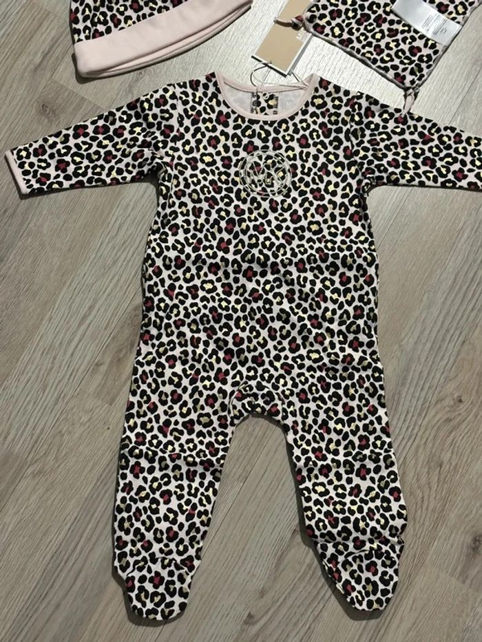 Ensemble 3 pièce pyjama bonnet pour bébé fille 3 mois Michael Kors - photo numéro 2