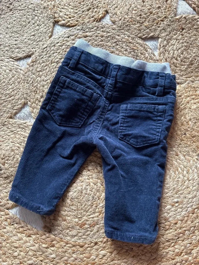 Pantalon velours 3 mois - photo numéro 2