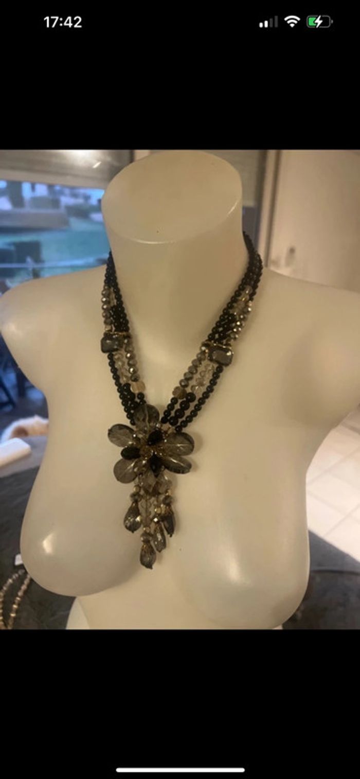 Collier vintage en très bon état - photo numéro 2