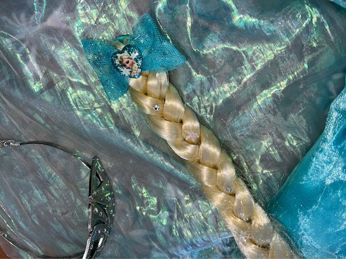 Lot ensemble Disney store 11-12 ans 11 12 robe tresse perruque gants la reine des neiges Elsa - photo numéro 10