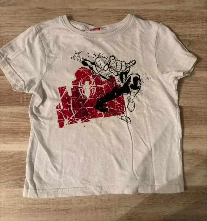 Lot de T-Shirt 8 ans - photo numéro 4