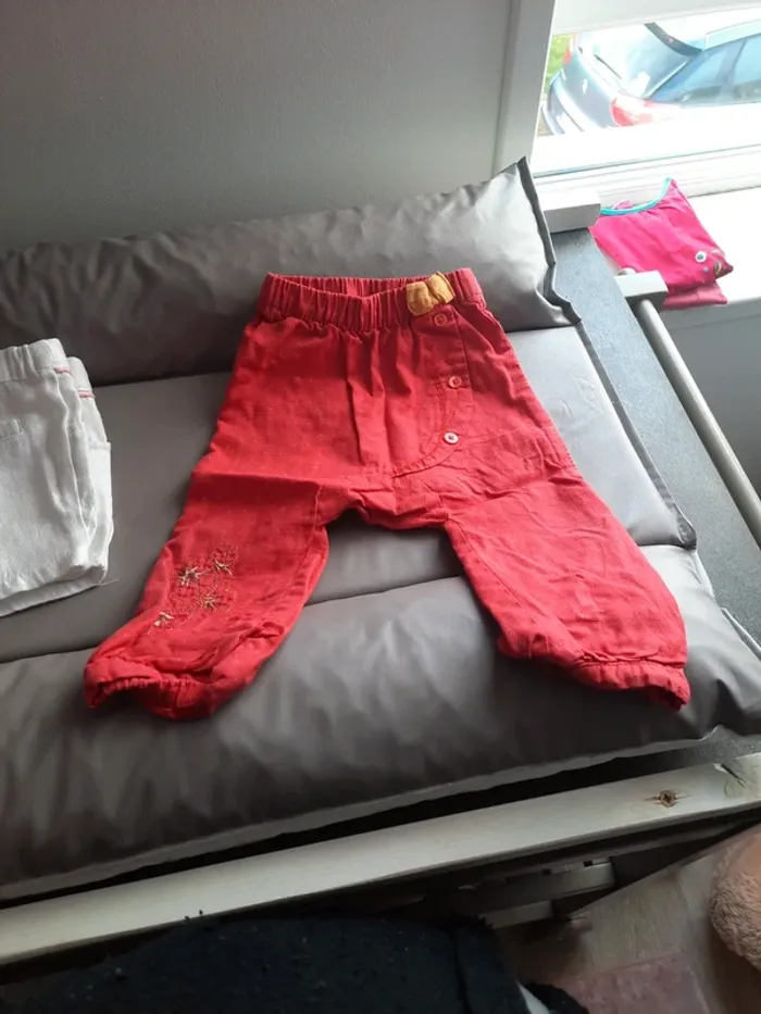 Lots pantalons 12 mois - photo numéro 3